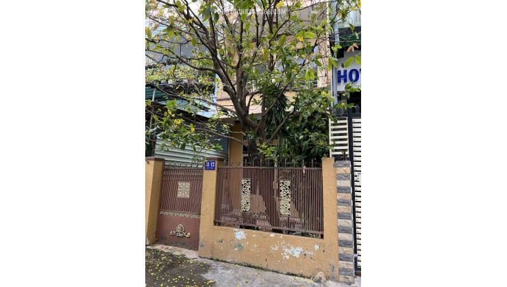 Bán nhà 2 tầng hẻm Biệt Thự Nha Trang, 12 tỷ sở hữu hẻm khu phố Tây Nha Trang